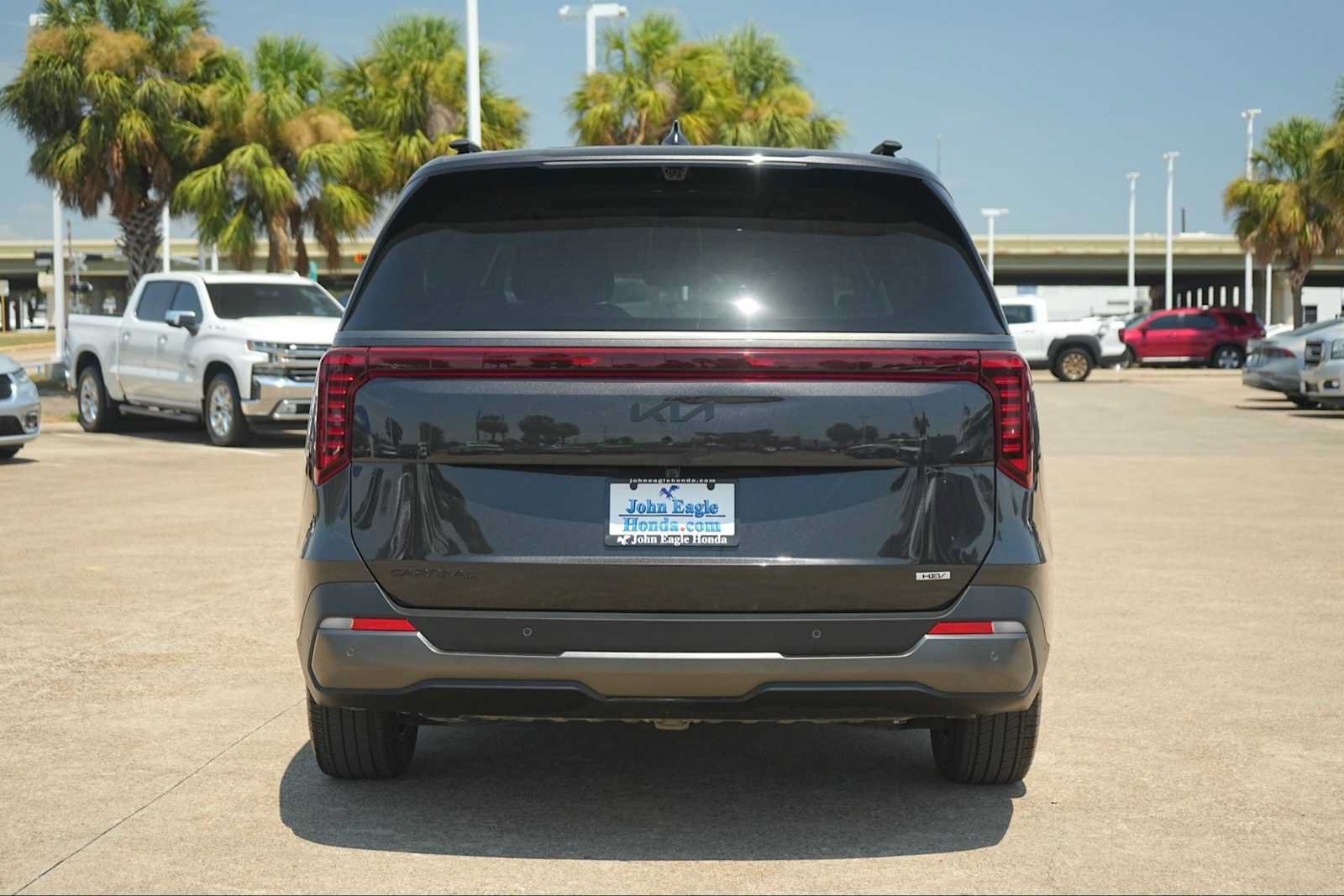 Used 2026 Kia Carnival SX Prestige FWD image 5