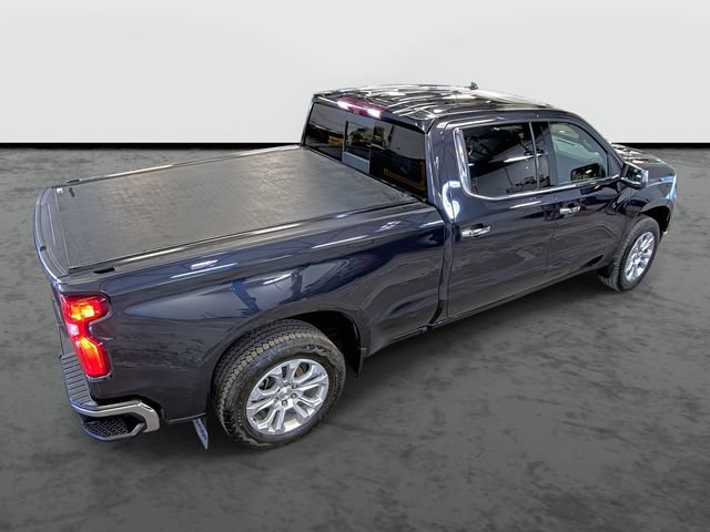 Used 2023 Chevrolet Silverado 1500 LTZ w/ LTZ Premium Package AWD/4WD image 4
