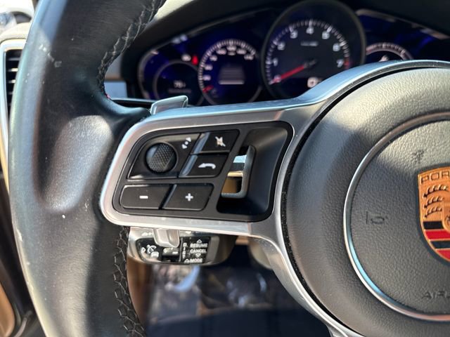 Used 2019 Porsche Cayenne AWD/4WD image 18