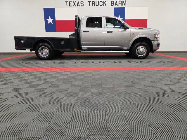 Used 2022 RAM 3500 Tradesman w/ Chrome Appearance Group image 14