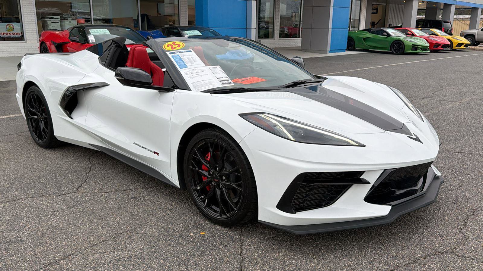 Used 2025 Chevrolet Corvette Stingray Convertible RWD image 3