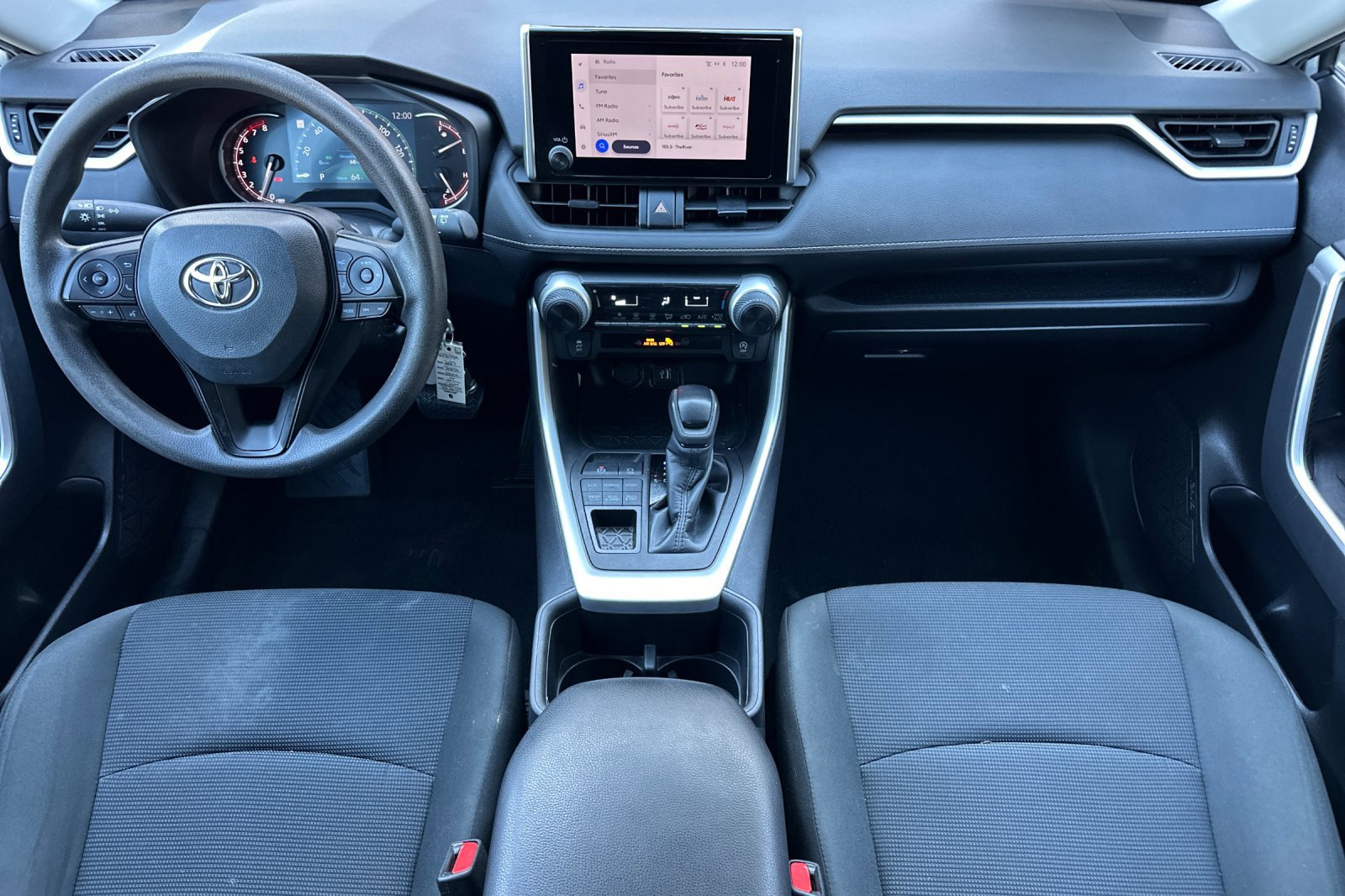 Used 2023 Toyota RAV4 LE image 13