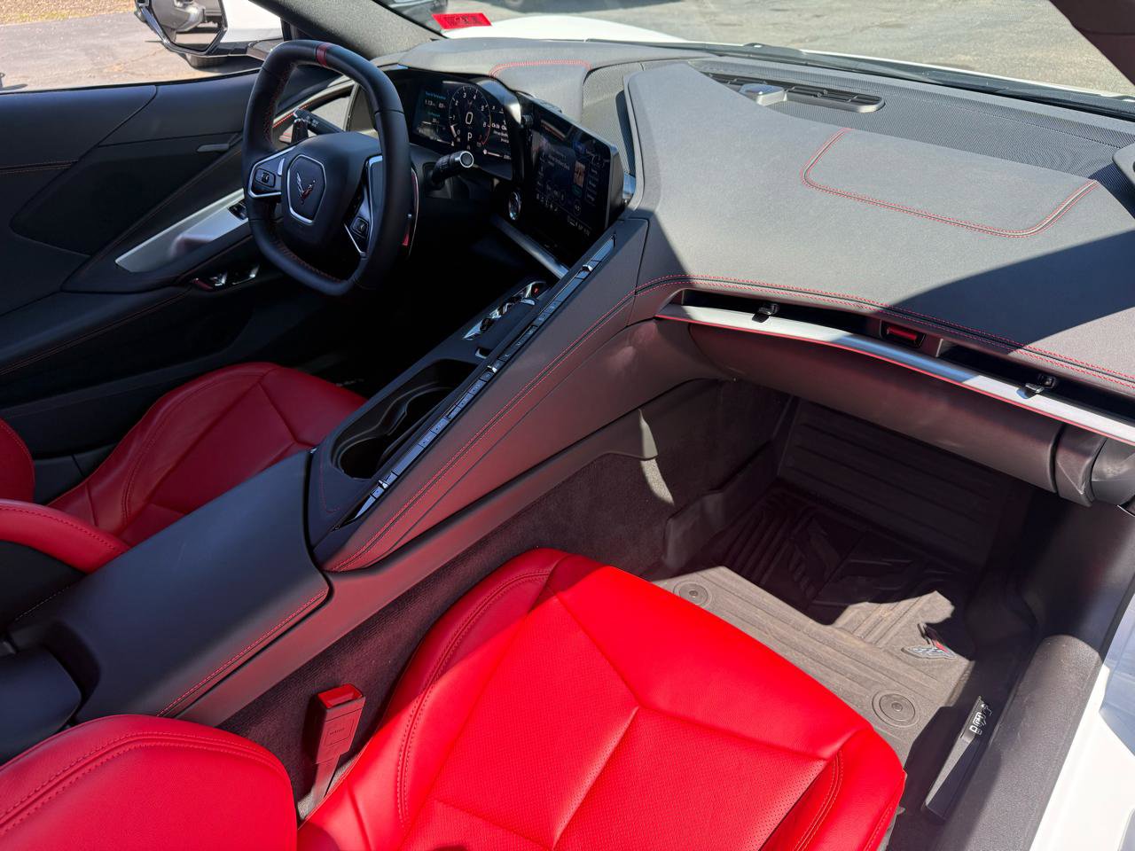 Used 2023 Chevrolet Corvette Stingray Coupe w/ Z51 Performance Package RWD image 30