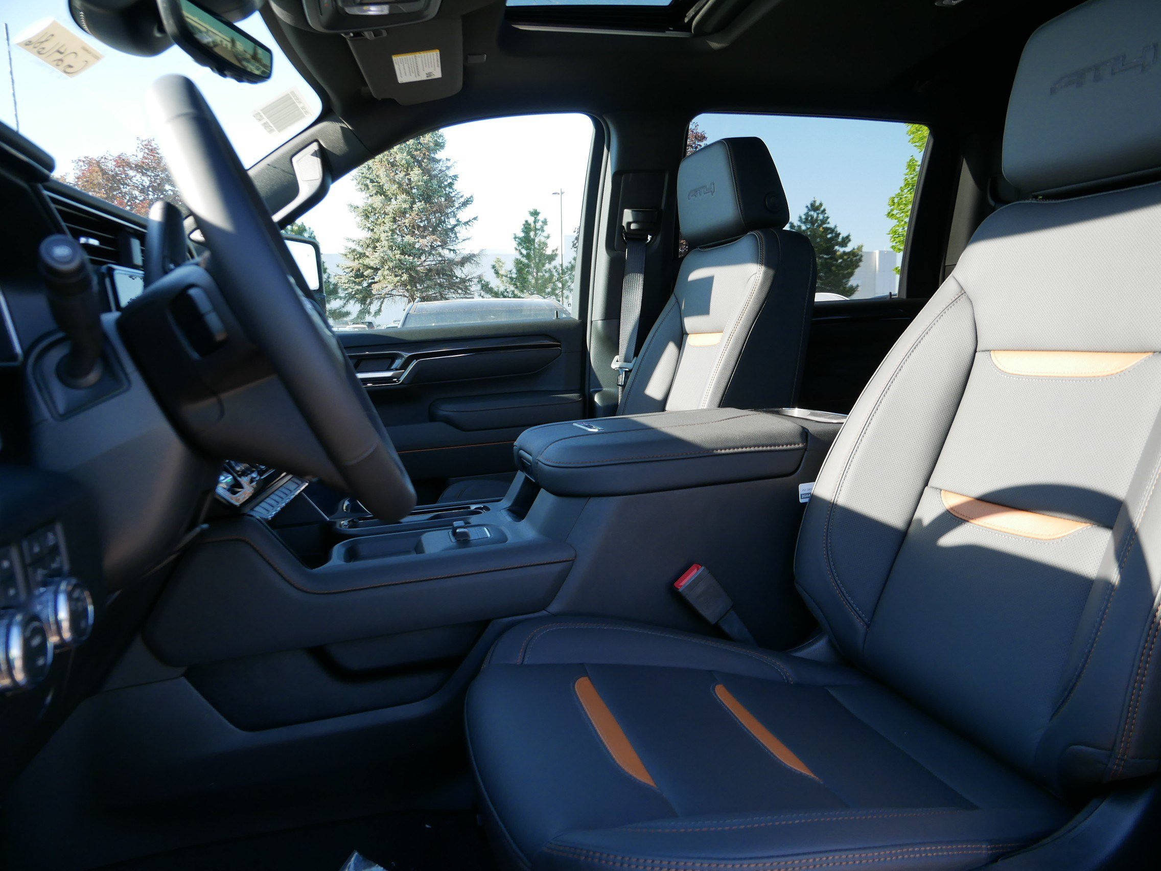 New 2026 GMC Sierra 3500 AT4 w/ AT4 Premium Plus Package AWD/4WD image 4