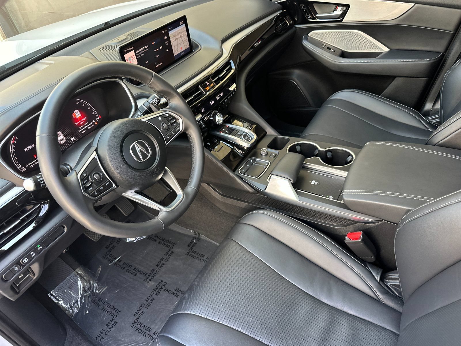 Used 2024 Acura MDX w/ Technology Package FWD image 11