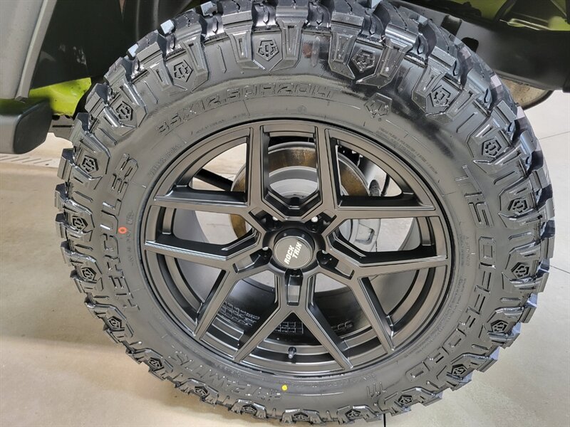Used 2016 Jeep Wrangler Unlimited Sport w/ Quick Order Package 24S AWD/4WD image 19