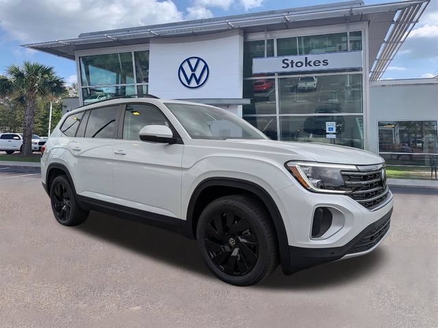 New 2026 Volkswagen Atlas SE FWD image 1