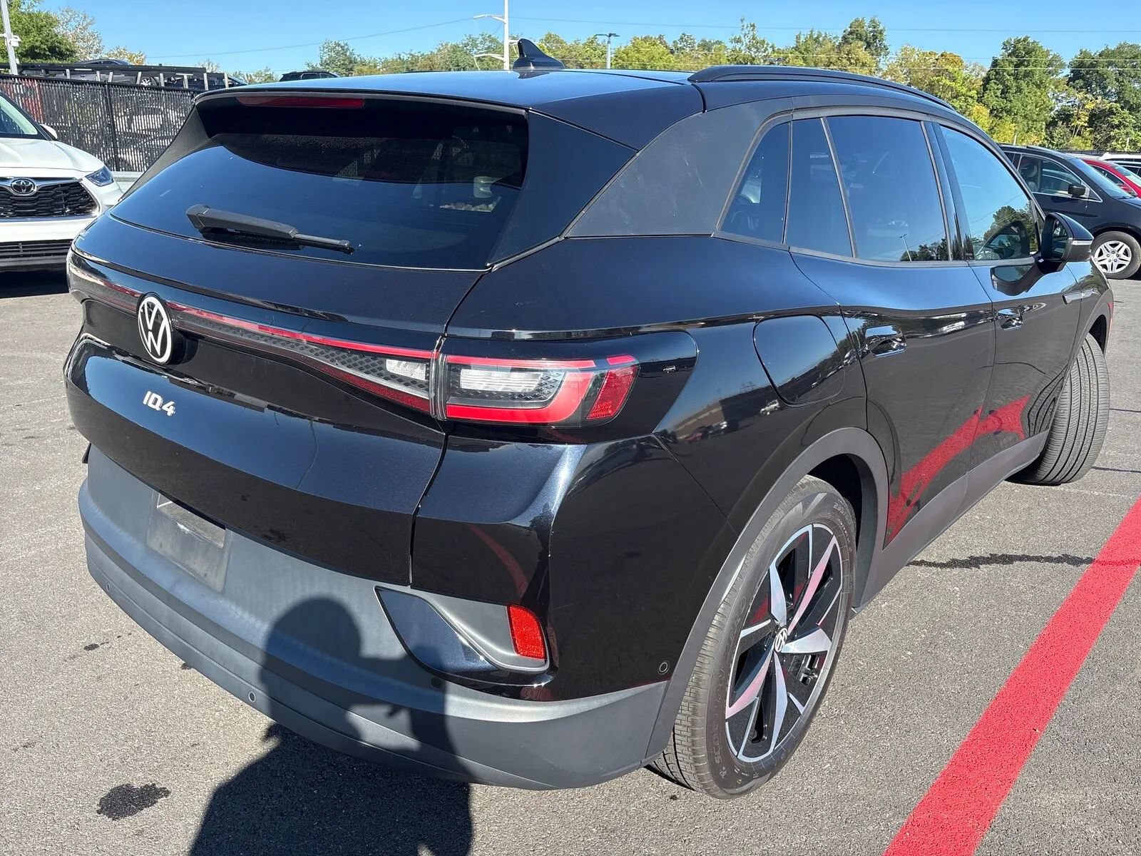 Used 2023 Volkswagen ID.4 S RWD image 3