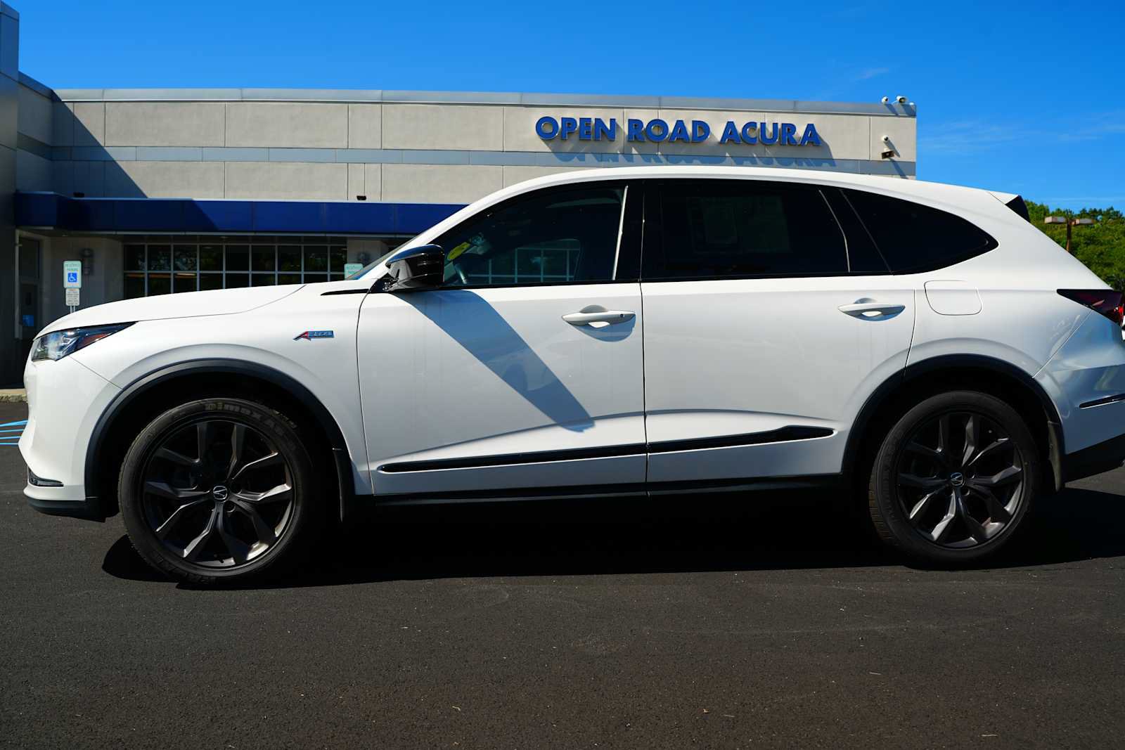 Certified 2023 Acura MDX A-Spec AWD/4WD image 4
