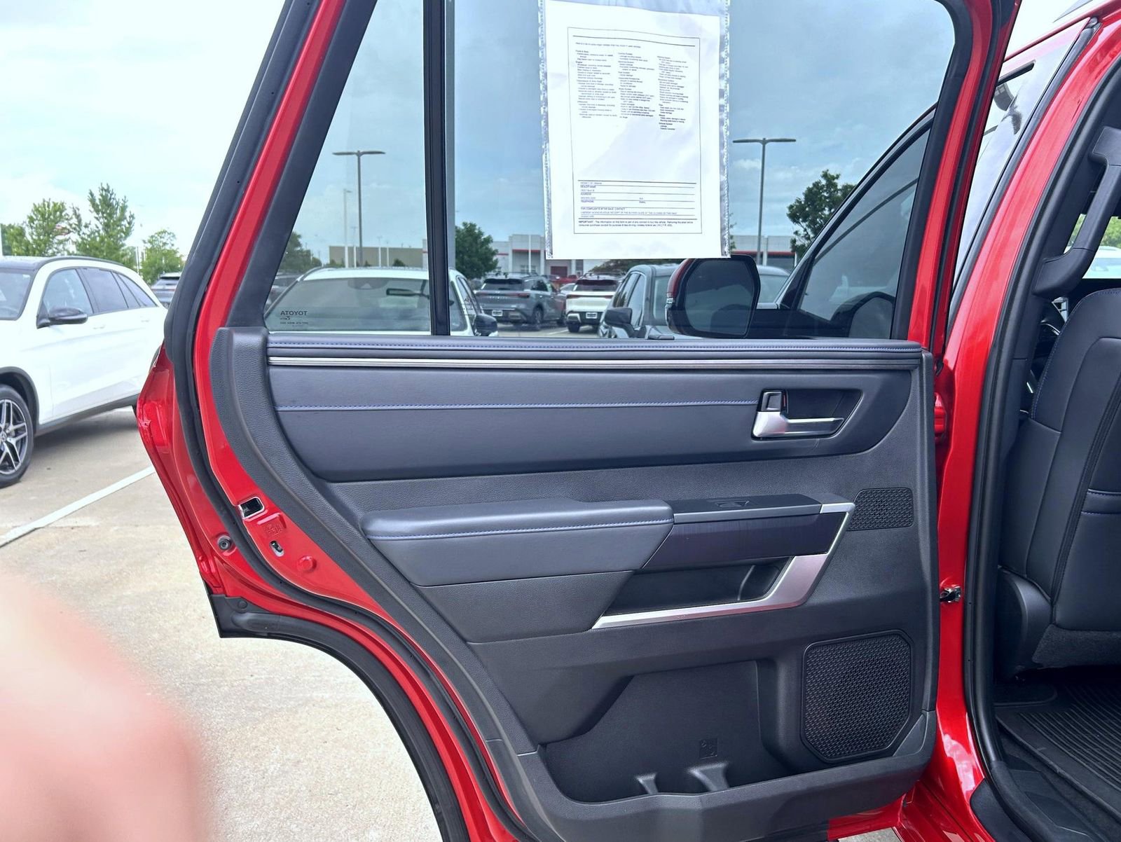 Used 2023 Toyota Sequoia Platinum image 23