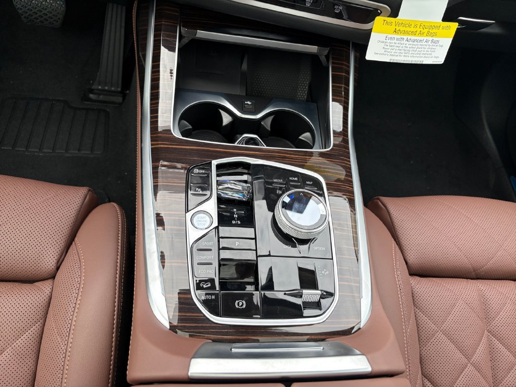 New 2027 BMW X7 xDrive40i AWD/4WD image 11