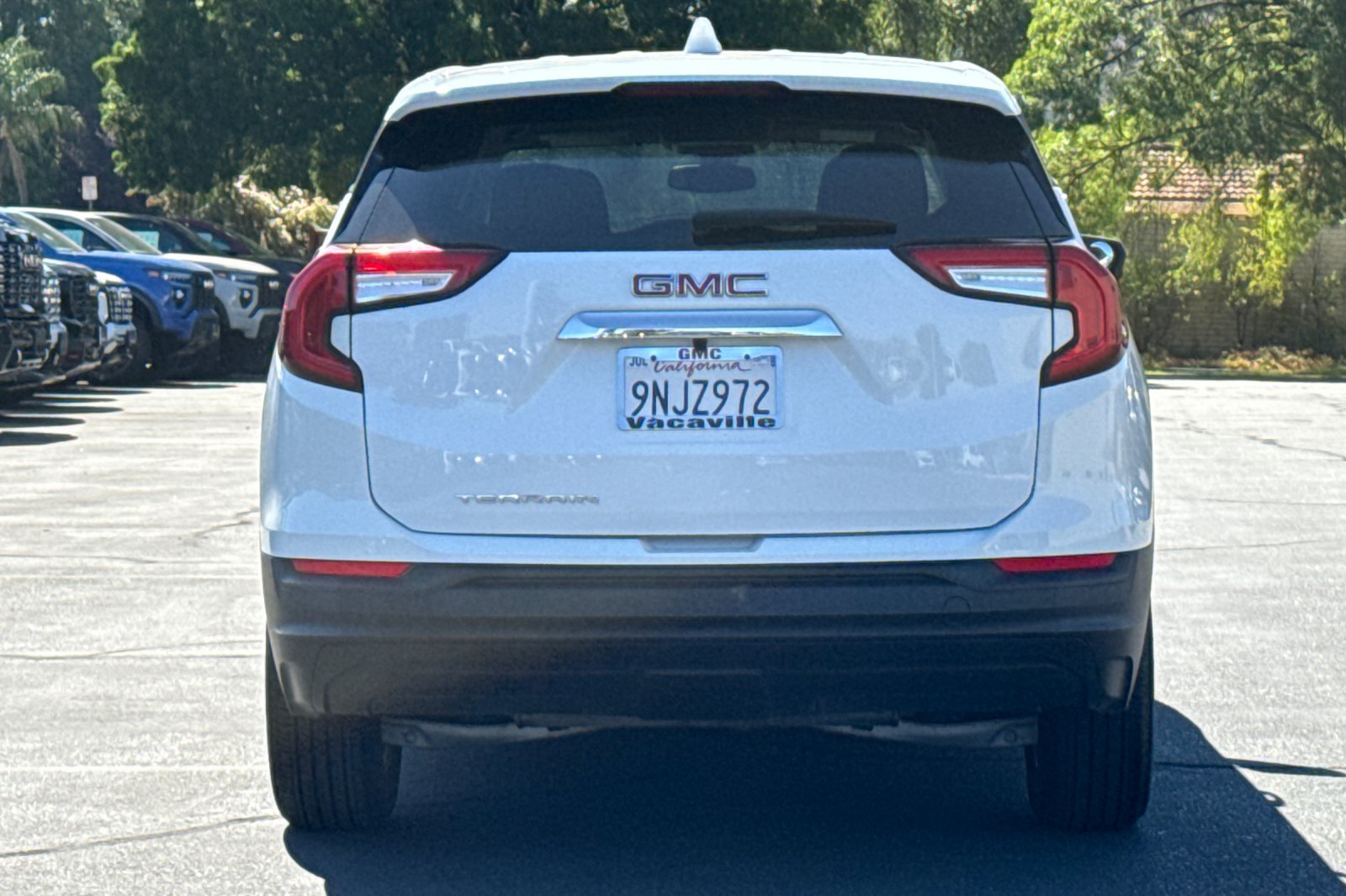 Used 2024 GMC Terrain SLE FWD image 6