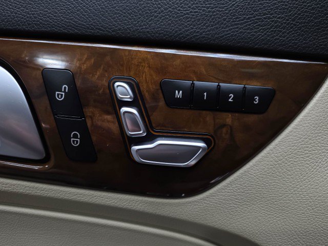 Used 2019 Mercedes-Benz SLC 300 image 30