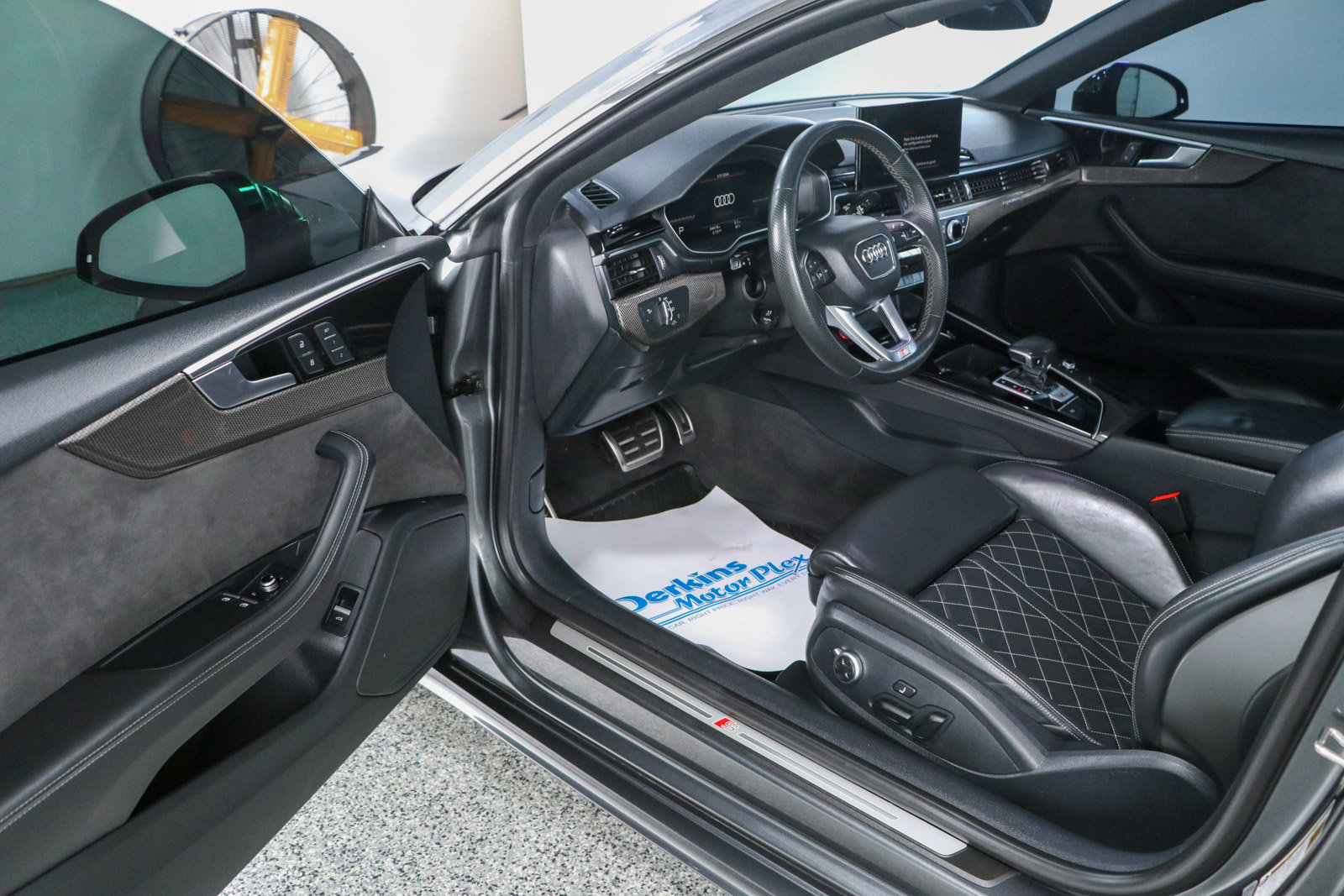 Used 2021 Audi S5 Premium Plus w/ Premium Plus AWD/4WD image 3