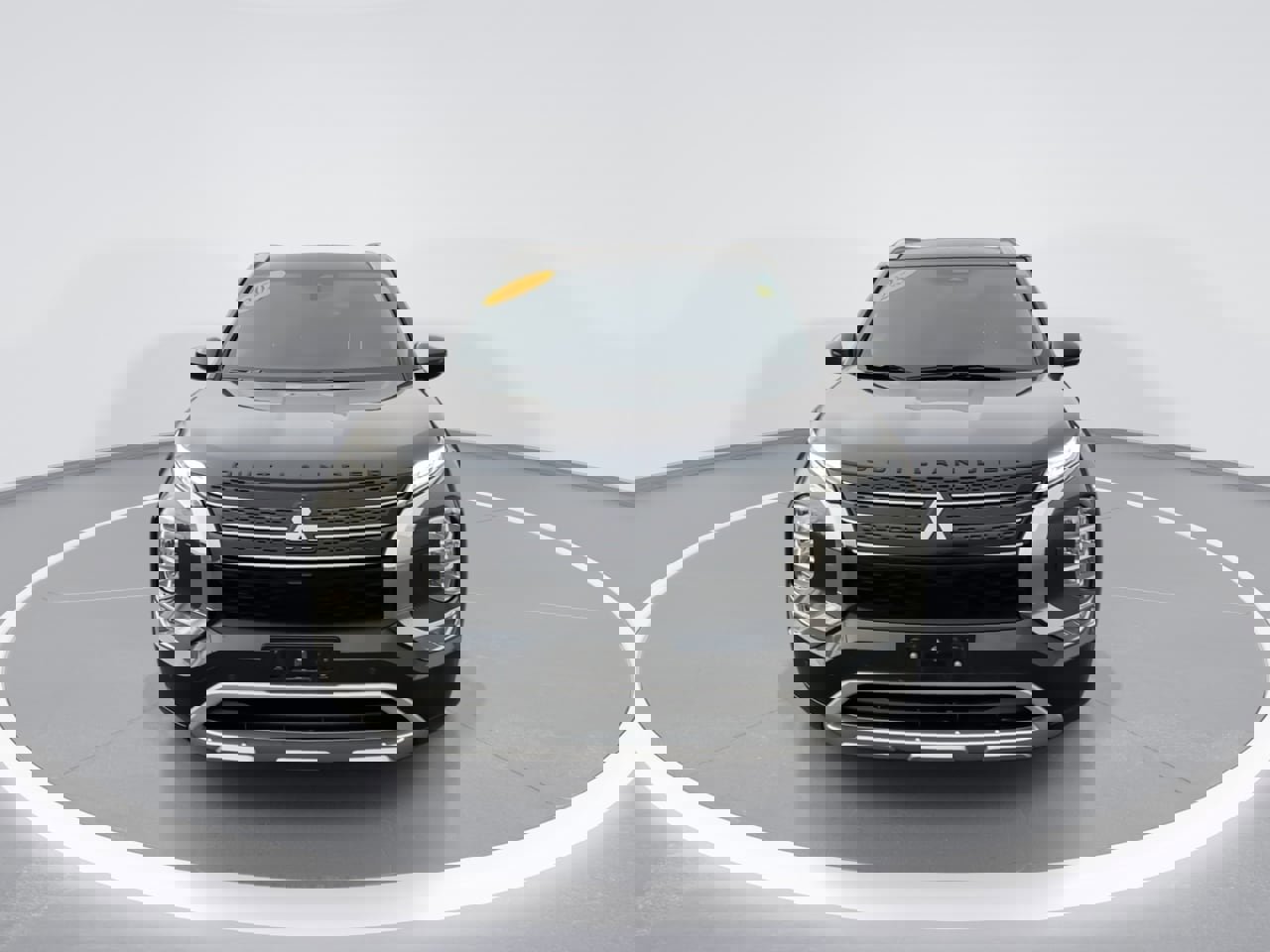 Used 2025 Mitsubishi Outlander SEL image 4