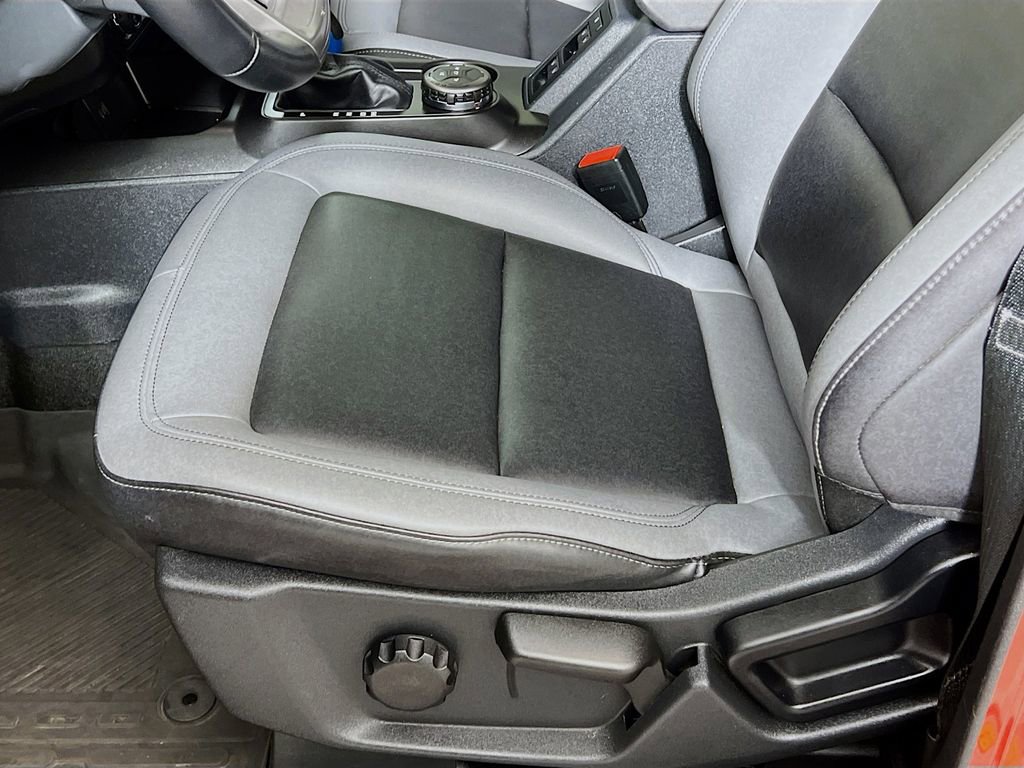 Certified 2023 Ford Bronco Black Diamond image 25