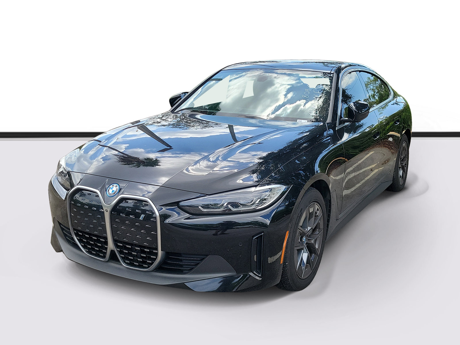 Used 2024 BMW i4 eDrive35 w/ Premium Package RWD image 3