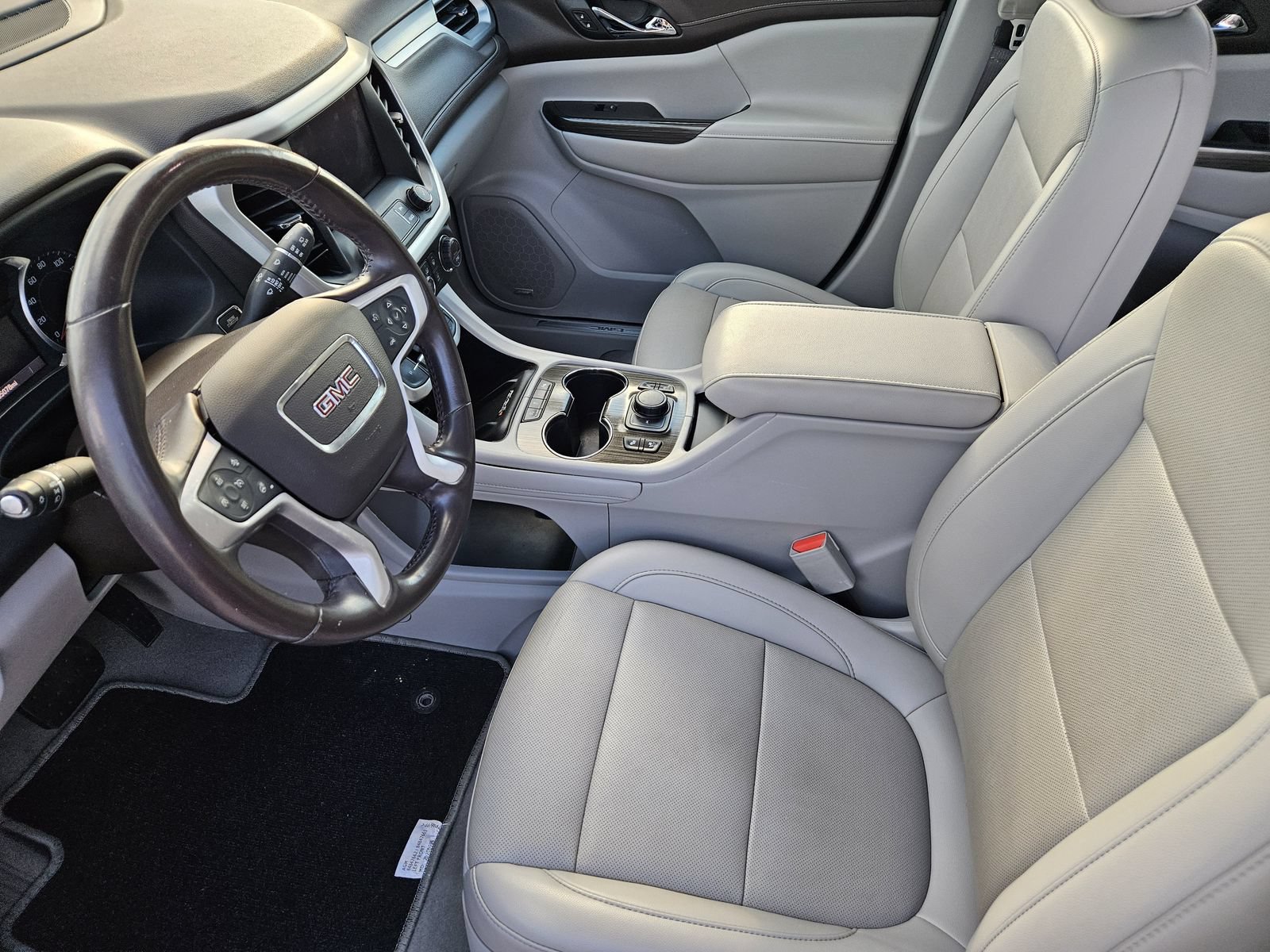Used 2021 GMC Acadia SLT w/ Preferred Package FWD image 16