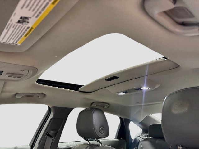 Used 2015 Chevrolet Impala LTZ FWD image 14