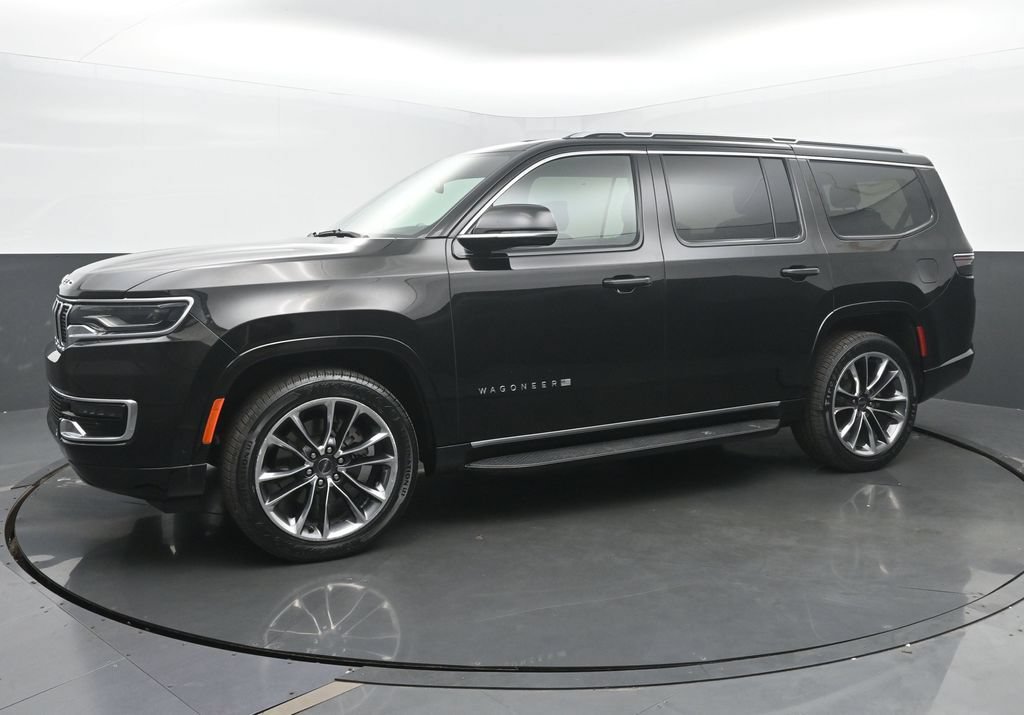 Used 2024 Jeep Wagoneer Series II w/ Premium Group I AWD/4WD image 2