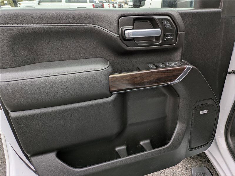 Used 2021 GMC Sierra 2500 SLT w/ SLT Premium Package image 17