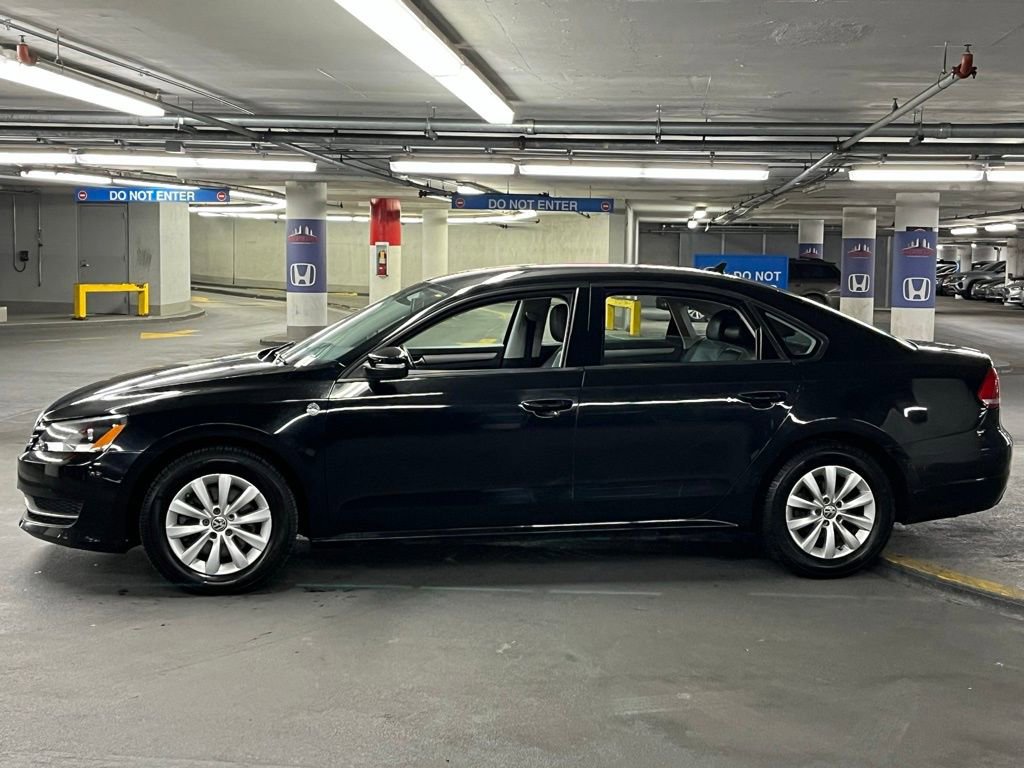 Used 2015 Volkswagen Passat 1.8T Wolfsburg Edition image 24