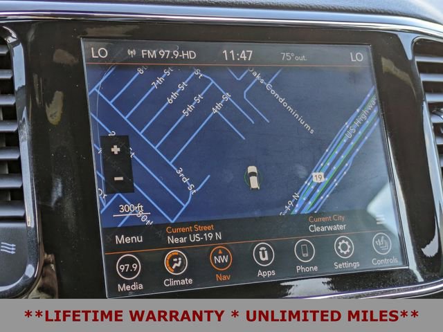 Used 2022 Jeep Grand Cherokee Limited image 25