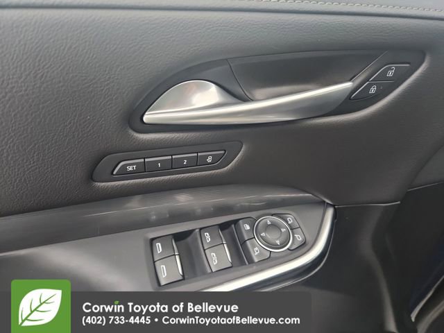 Used 2025 Cadillac XT4 Premium Luxury image 21