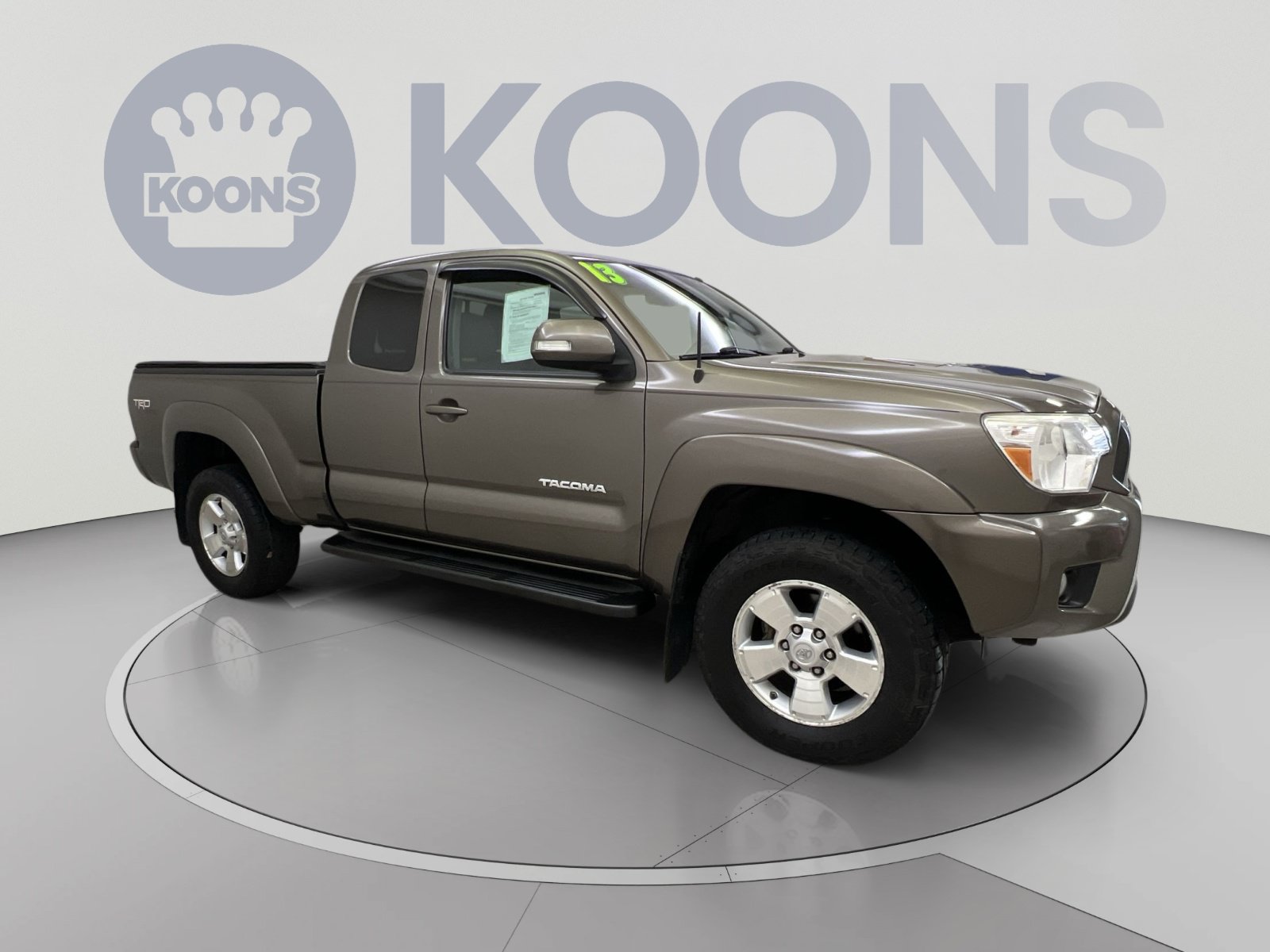 Used 2013 Toyota Tacoma 4x4 Access Cab V6 w/ TRD Sport Pkg image 10