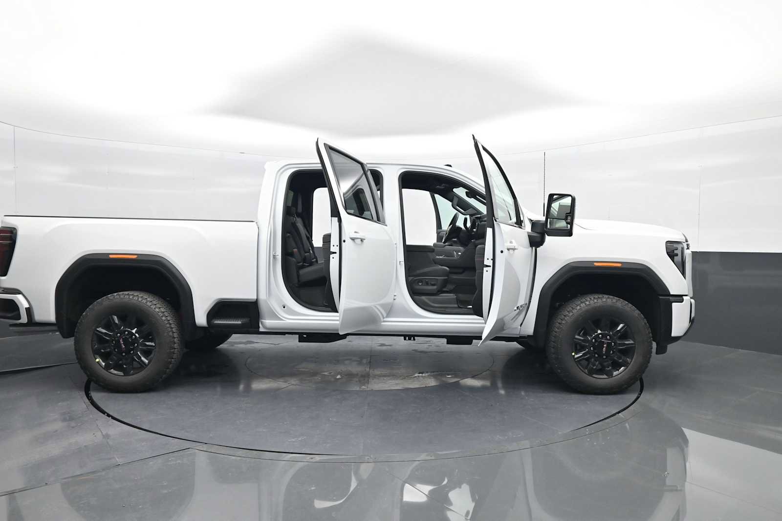 New 2026 GMC Sierra 2500 AT4 w/ AT4 Premium Plus Package image 43
