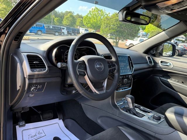 Used 2019 Jeep Grand Cherokee Altitude AWD/4WD image 15