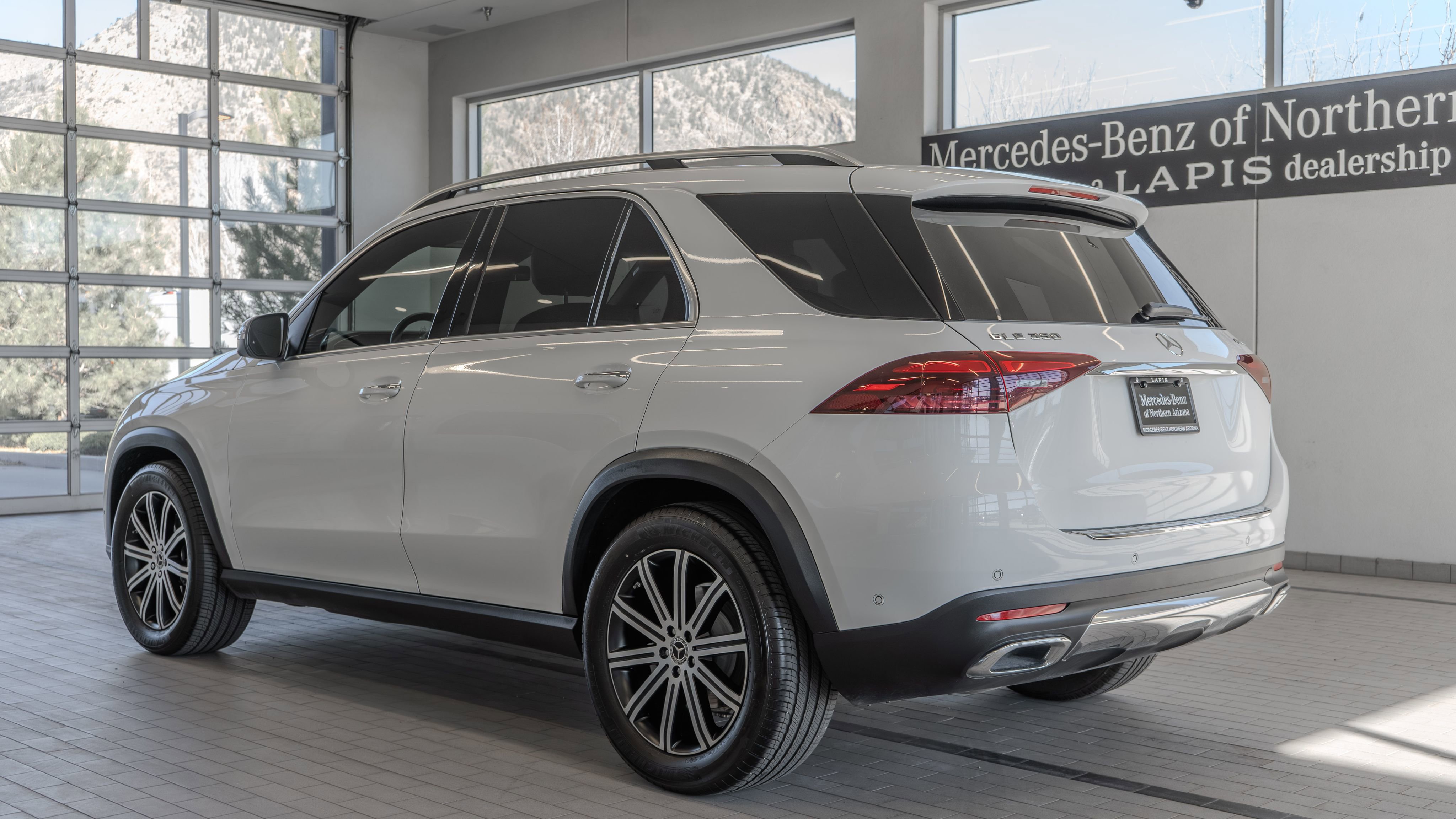 Certified 2024 Mercedes-Benz GLE 350 4MATIC image 13