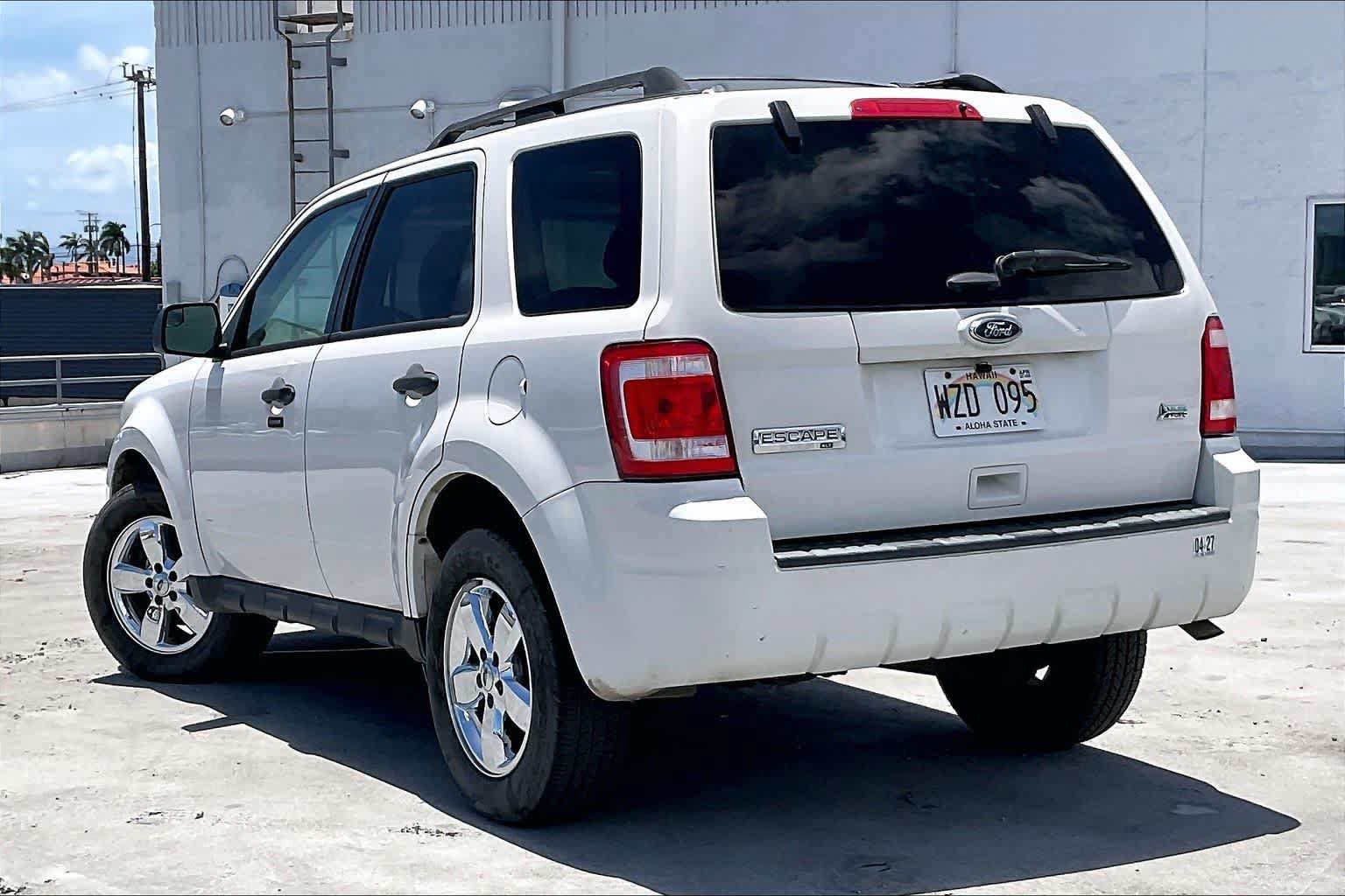 Used 2011 Ford Escape XLT w/ 203A Rapid Spec Order Code AWD/4WD image 4