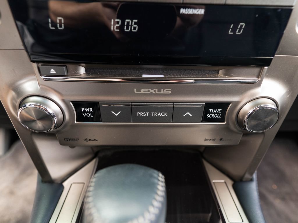 Used 2017 Lexus GX 460 w/ Navigation Package AWD/4WD image 29
