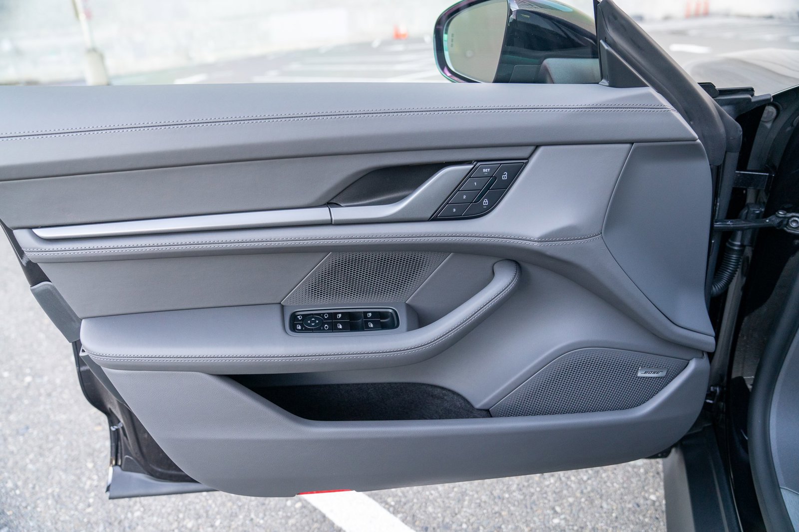 Certified 2026 Porsche Taycan AWD/4WD image 10