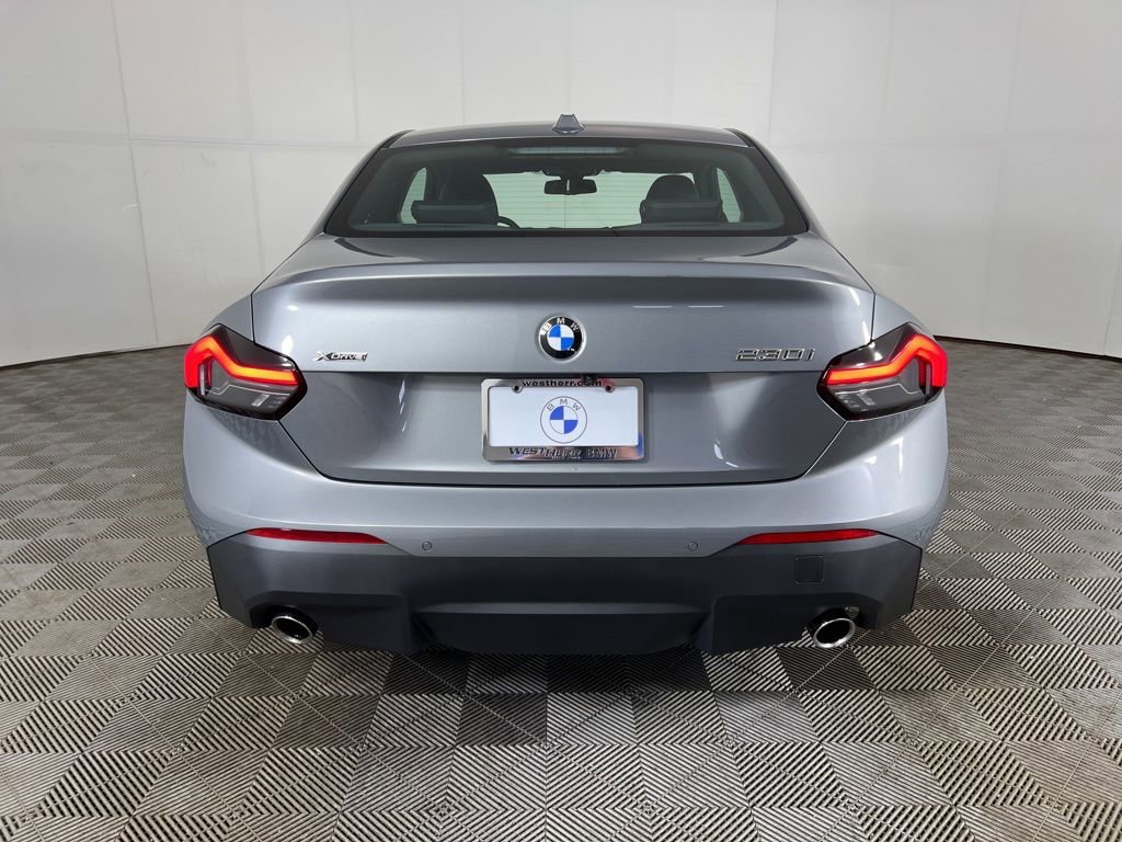 Used 2025 BMW 230i xDrive Coupe w/ Premium Package image 8