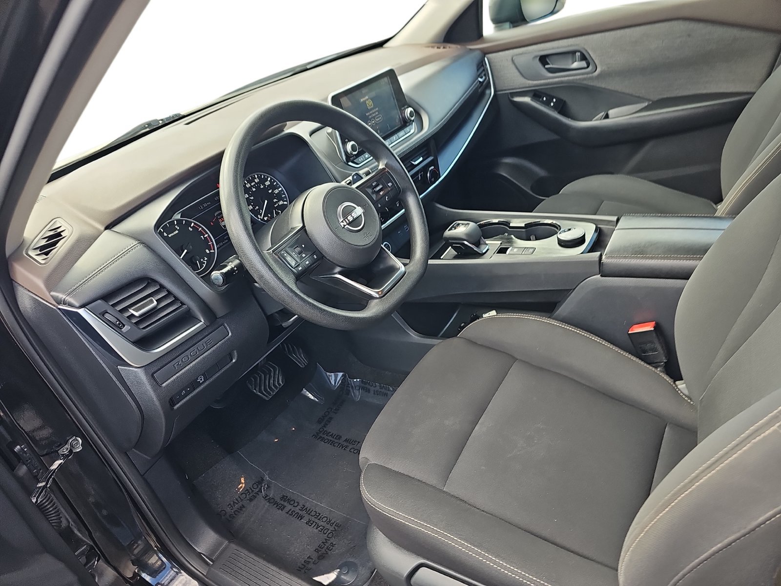 Used 2023 Nissan Rogue S AWD/4WD image 16