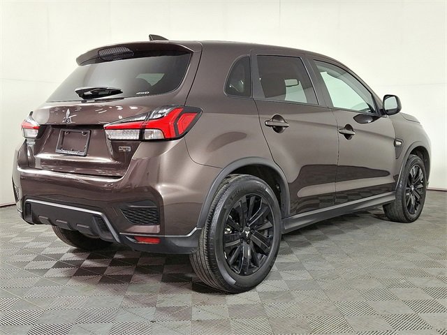 Used 2024 Mitsubishi Outlander Sport LE image 9
