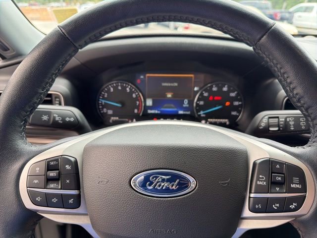 Used 2022 Ford Explorer Limited RWD image 12