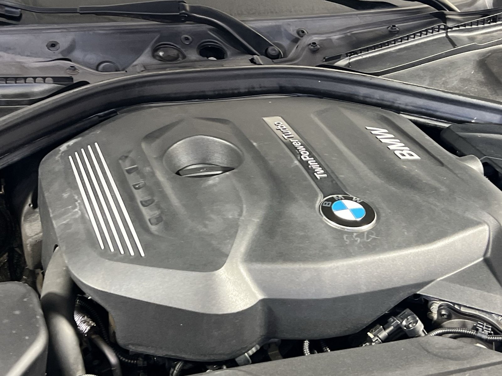 Used 2017 BMW 330i xDrive Sedan AWD/4WD image 28