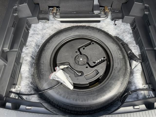 Used 2023 Nissan Rogue SV w/ SV Premium B Package image 37