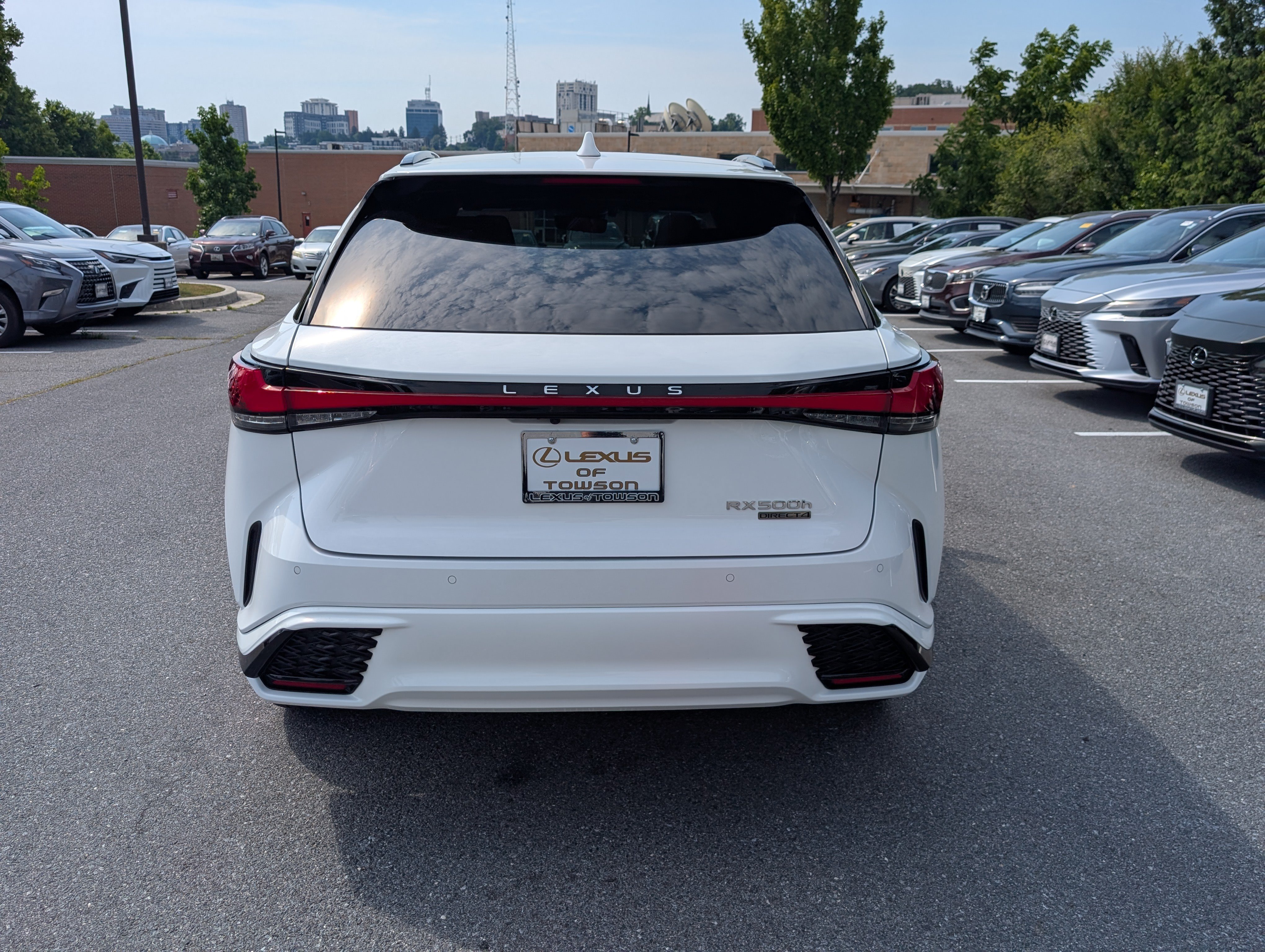 Used 2023 Lexus RX 500h F Sport w/ Cold Area Package AWD/4WD image 4