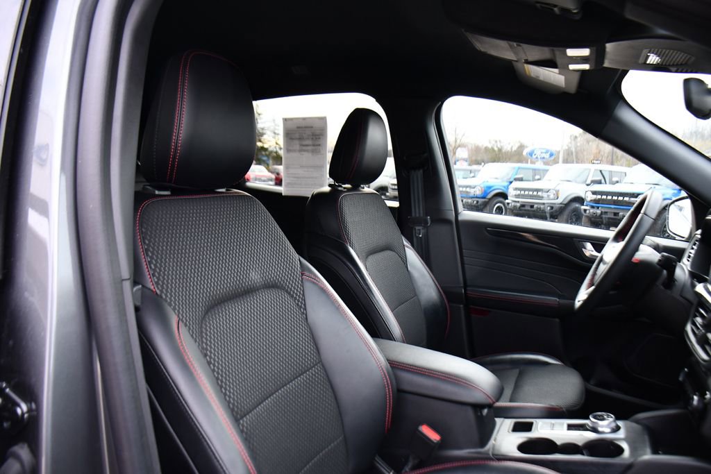 Used 2023 Ford Escape ST-Line Select w/ Tech Pack #1 image 16