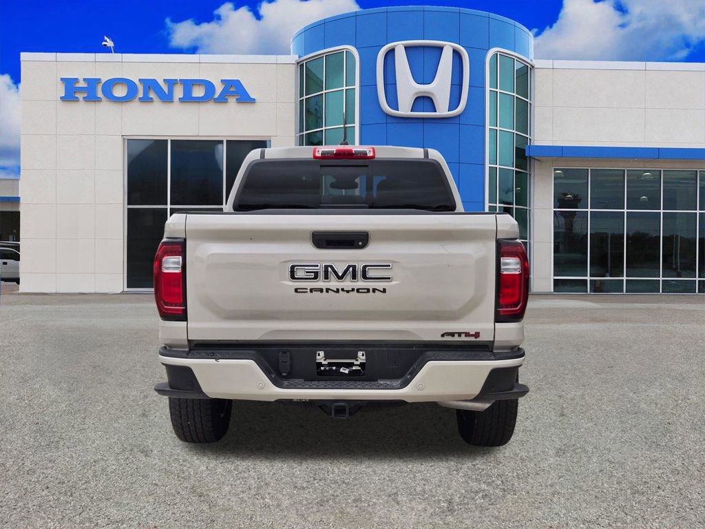 Used 2026 GMC Canyon AT4 w/ Technology Plus Package AWD/4WD image 13