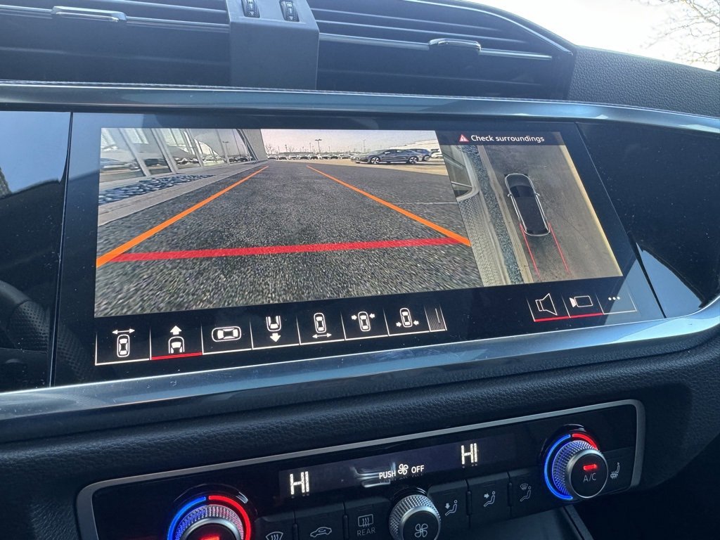Certified 2025 Audi Q3 2.0T Premium Plus w/ Premium Plus Package image 18