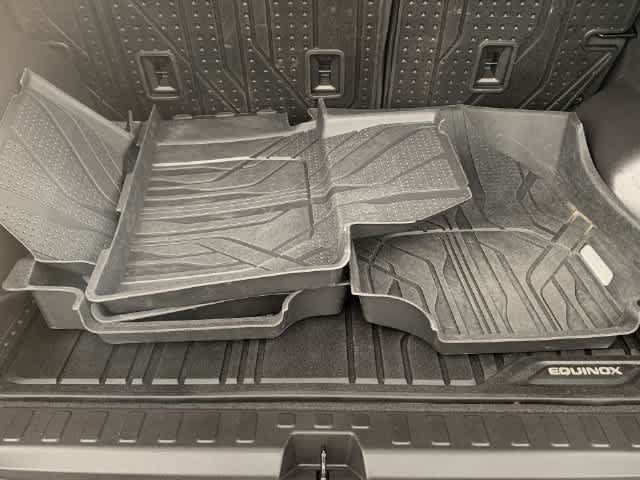 Used 2024 Chevrolet Equinox RS w/ LPO, Floor Liner Package FWD image 33