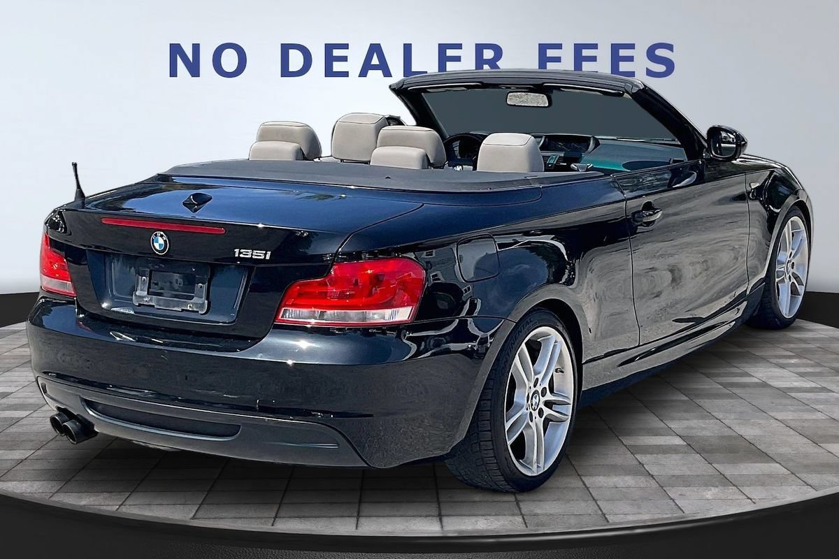 Used 2012 BMW 135i Convertible RWD image 6