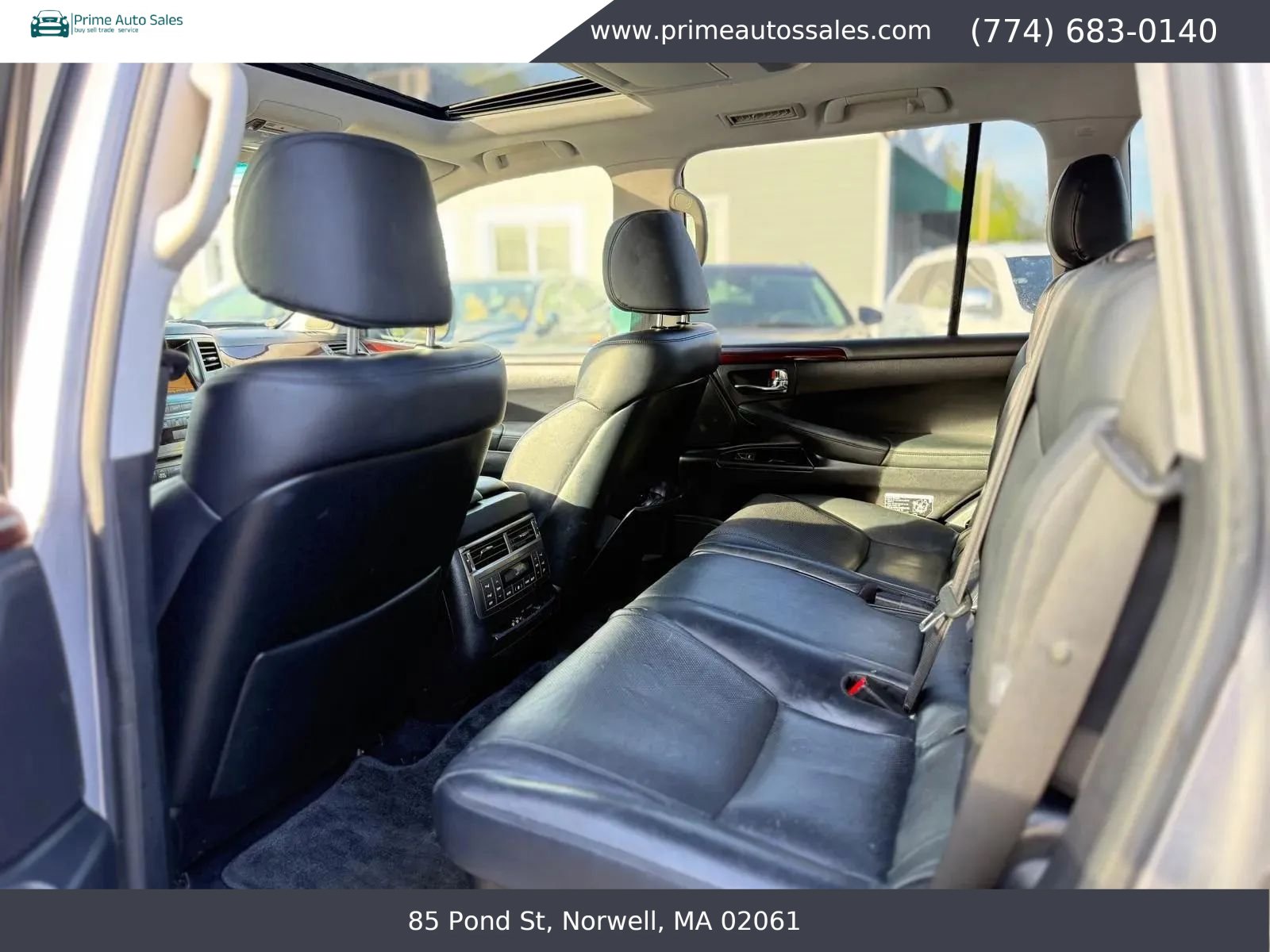 Used 2011 Lexus LX 570 4WD w/ Luxury Pkg image 11