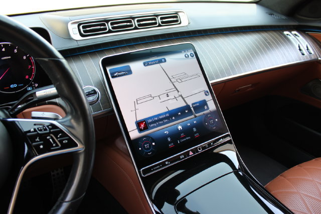 Used 2021 Mercedes-Benz S 580 4MATIC Sedan w/ AMG Line image 18