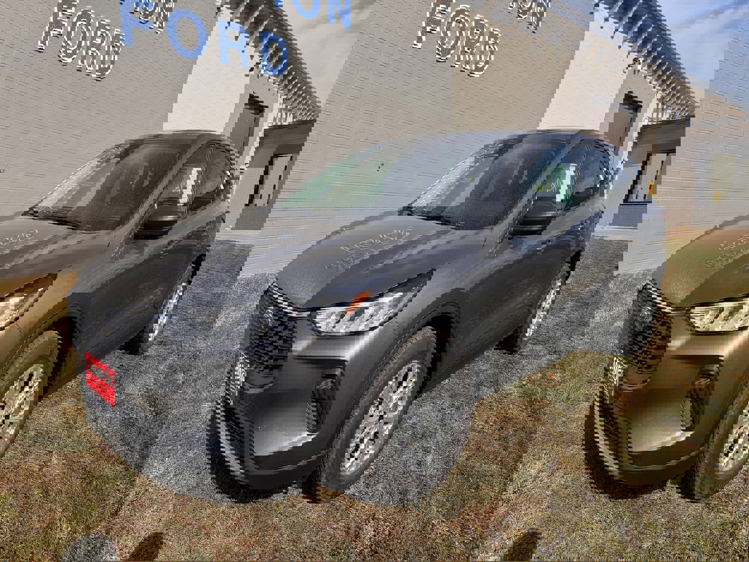 New 2026 Ford Escape Active image 2
